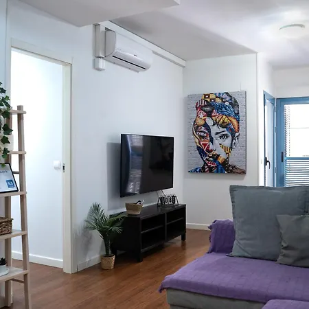 Cerca De La Playa Apartment *